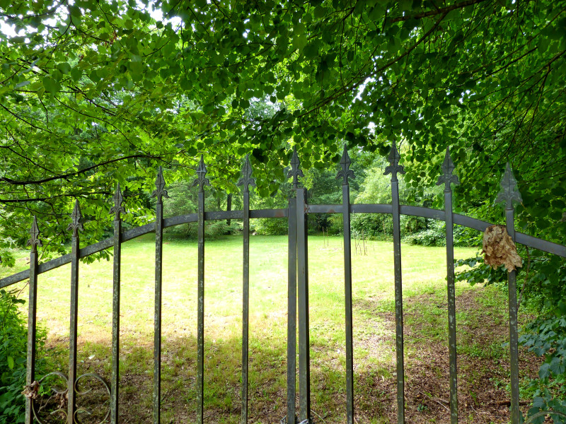 French property for sale in Montrollet, Charente - €61,600 - photo 4