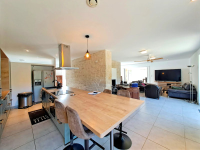 French property for sale in Valdelaume, Deux-Sèvres - €371,000 - photo 1