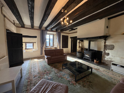 French property for sale in Vayres, Haute-Vienne - €319,930 - photo 2