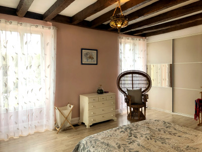 French property for sale in Ruffec, Charente - €410,000 - photo 8