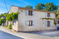 Maison à vendre à Brives-sur-Charente, Charente-Maritime - 229 950 € - photo 2