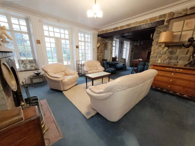 French property for sale in Saint-Martin-Boulogne, Pas-de-Calais - €394,000 - photo 2