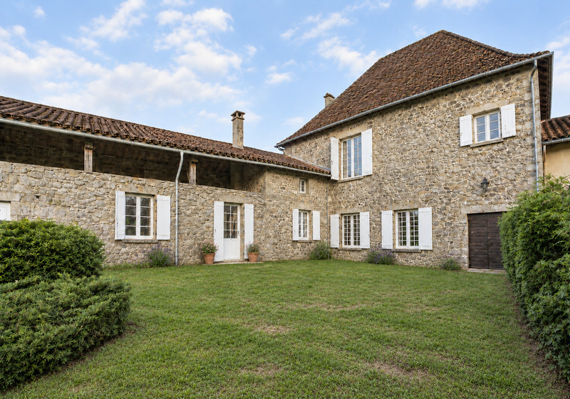 French property for sale in Augignac, Dordogne - €199,800 - photo 0