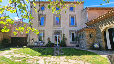 Maison à vendre à Moux, Aude, Languedoc-Roussillon, avec Leggett Immobilier