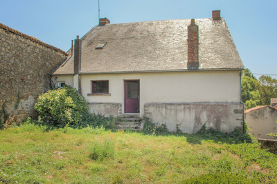 French property for sale in La Peyratte, Deux-Sèvres - €169,500 - photo 9