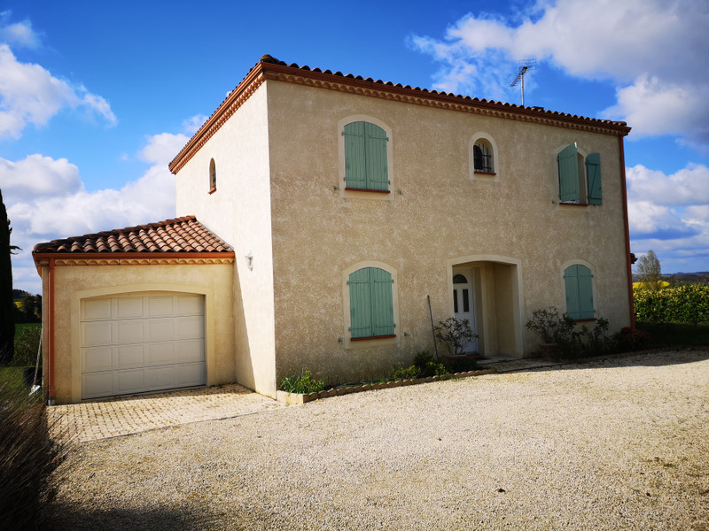 House for sale in Auch Gers 180' views to the Pyrenees for this