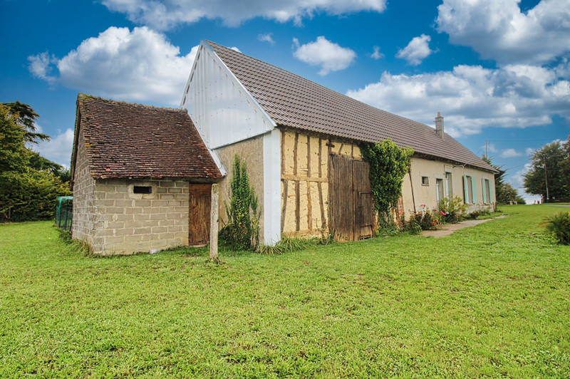 French property for sale in Montargis, Loiret - €478,723 - photo 9
