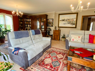 French property for sale in Montignac, Dordogne - €307,000 - photo 2
