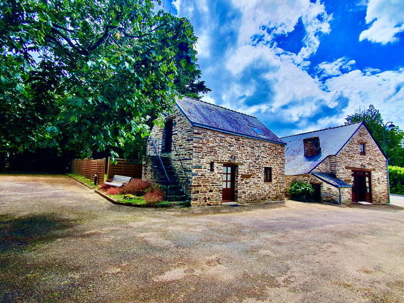 French property for sale in Théhillac, Morbihan - €599,999 - photo 6
