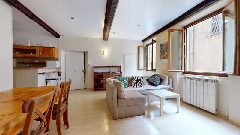 French property for sale in Nice, Alpes-Maritimes - €341,000 - photo 2
