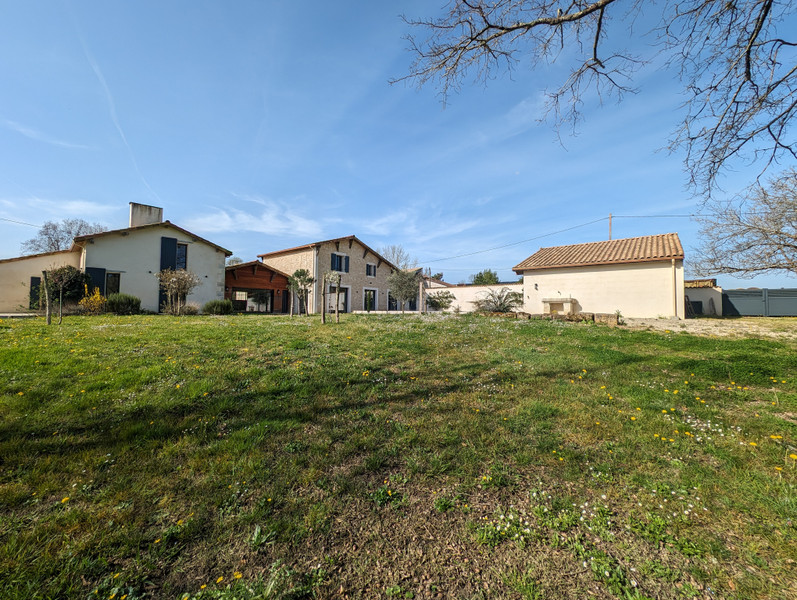 French property for sale in Périssac, Gironde - €754,750 - photo 10