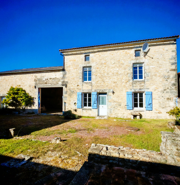 French property for sale in Lonnes, Charente - €224,700 - photo 9