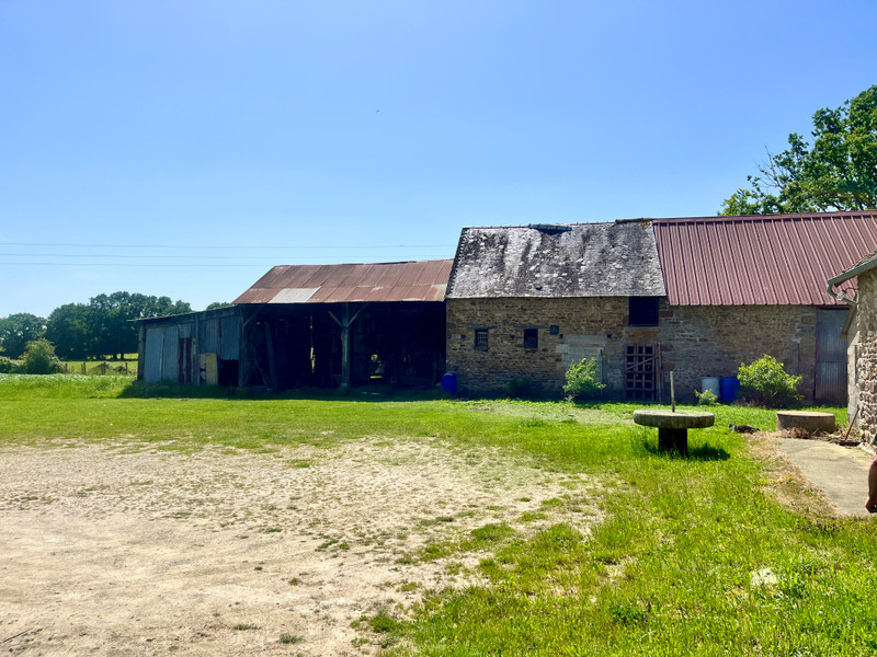 French property for sale in Saint-Léonard-des-Bois, Sarthe - €100,000 - photo 8