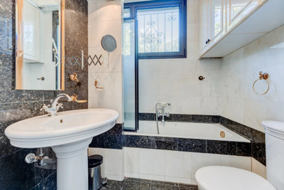 French property for sale in Nice, Alpes-Maritimes - €398,000 - photo 6