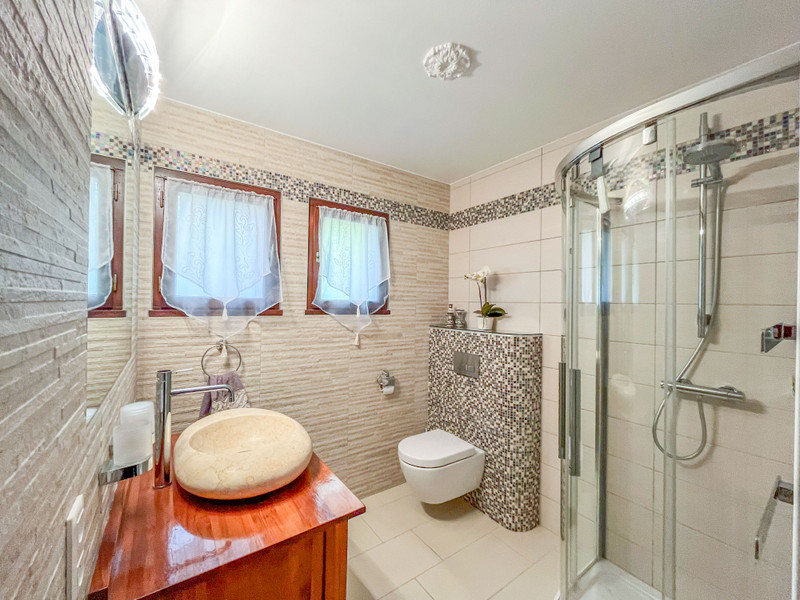 French property for sale in Gex, Ain - €864,000 - photo 6