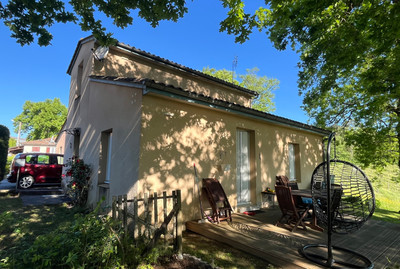 Maison à vendre à Margueron, Gironde, Aquitaine, avec Leggett Immobilier