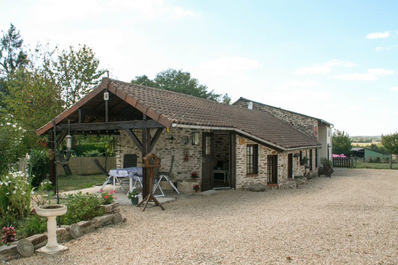 French property for sale in Chalais, Dordogne - €339,200 - photo 9