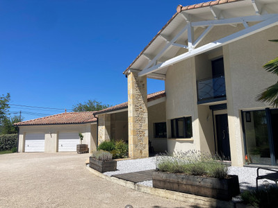 French property for sale in Prayssac, Lot - €698,000 - photo 1