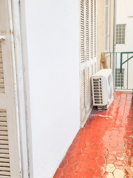 French property for sale in Cannes, Alpes-Maritimes - €354,000 - photo 8