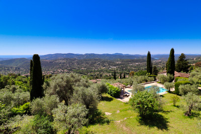 French property for sale in Cabris, Alpes-Maritimes - €3,490,000 - photo 2