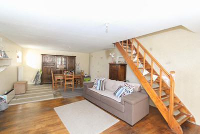 French property for sale in Thénezay, Deux-Sèvres - €64,600 - photo 3