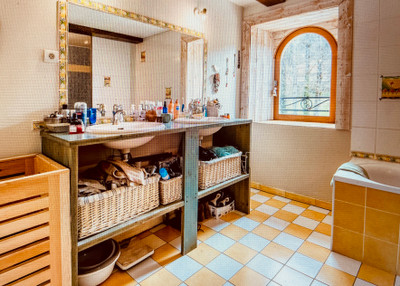 French property for sale in Rouffignac-Saint-Cernin-de-Reilhac, Dordogne - €682,500 - photo 7