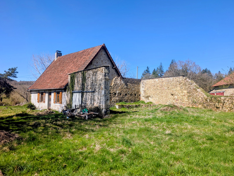 French property for sale in Bussière-Galant, Haute-Vienne - €49,600 - photo 1