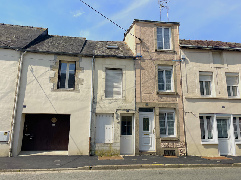 Maison à vendre à Pré-en-Pail-Saint-Samson, Mayenne - 22 000 € - photo 1