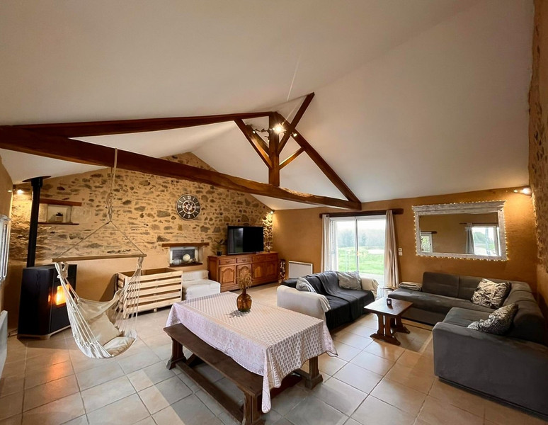 French property for sale in Hiesse, Charente - €192,240 - photo 6