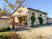 Maison à vendre à Chevanceaux, Charente-Maritime - 315.650 € - photo 1