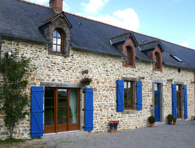 Maison à vendre à Torcé-Viviers-en-Charnie, Mayenne, Pays de la Loire, avec Leggett Immobilier
