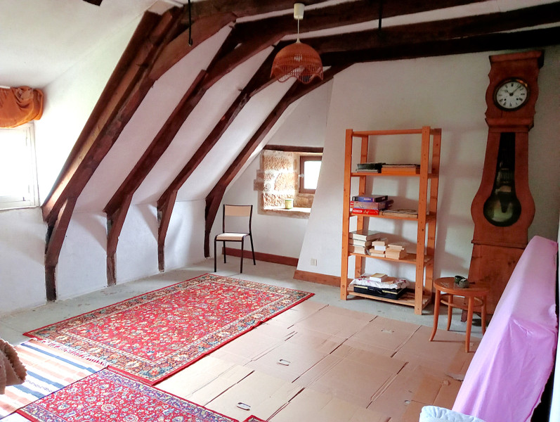 French property for sale in Saint-Privat, Corrèze - €85,800 - photo 1