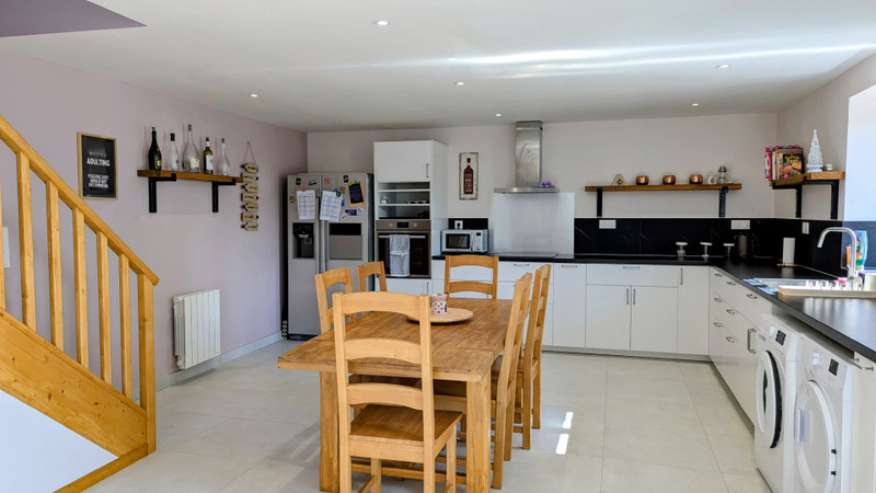 French property for sale in Plouray, Morbihan - €795,000 - photo 6
