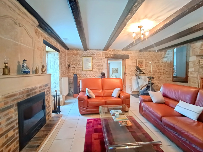 French property for sale in Bioussac, Charente - €169,000 - photo 3