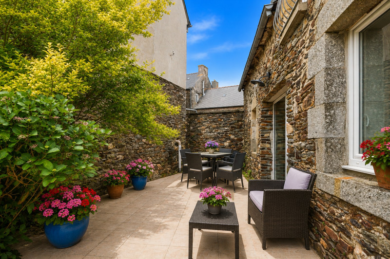 French property for sale in Allineuc, Côtes-d'Armor - €188,043 - photo 2