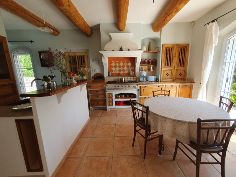 French property for sale in Orange, Vaucluse - €799,000 - photo 4
