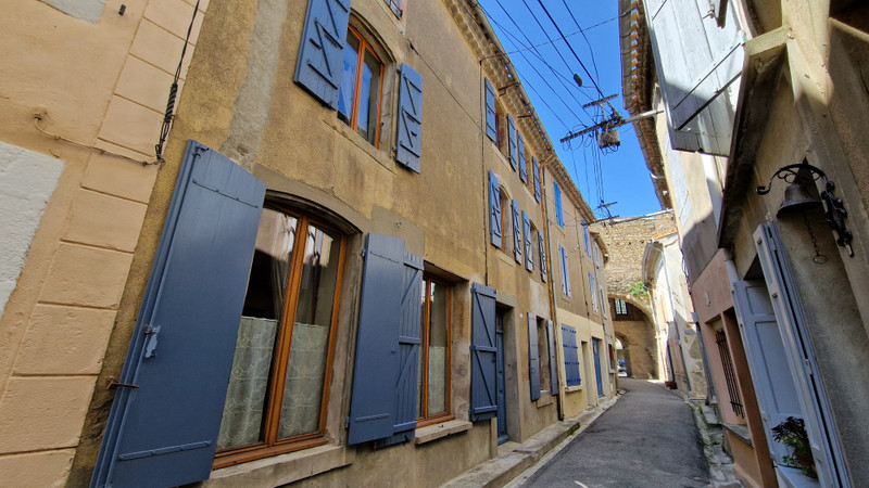 Maison à vendre à Azille, Aude - 225.000 € - photo 1