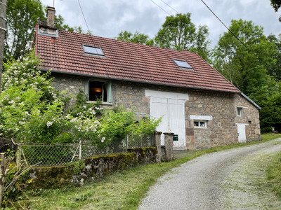 Maison à vendre à Vallière, Creuse, Limousin, avec Leggett Immobilier
