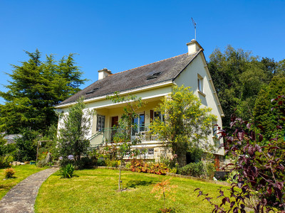 Maison à vendre à Caurel, Côtes-d'Armor, Bretagne, avec Leggett Immobilier