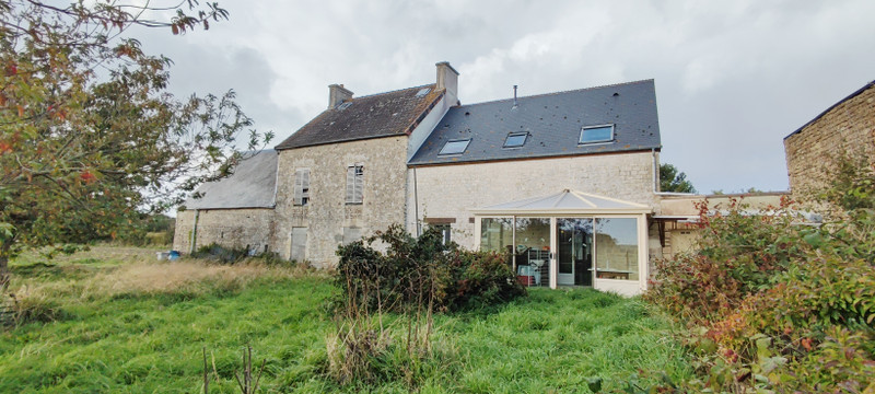 French property for sale in Cricqueville-en-Bessin, Calvados - €269,900 - photo 2