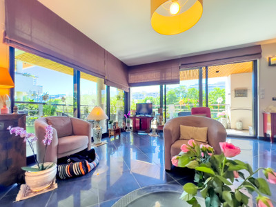 French property for sale in Levallois-Perret, Hauts-de-Seine - €1,450,000 - photo 4