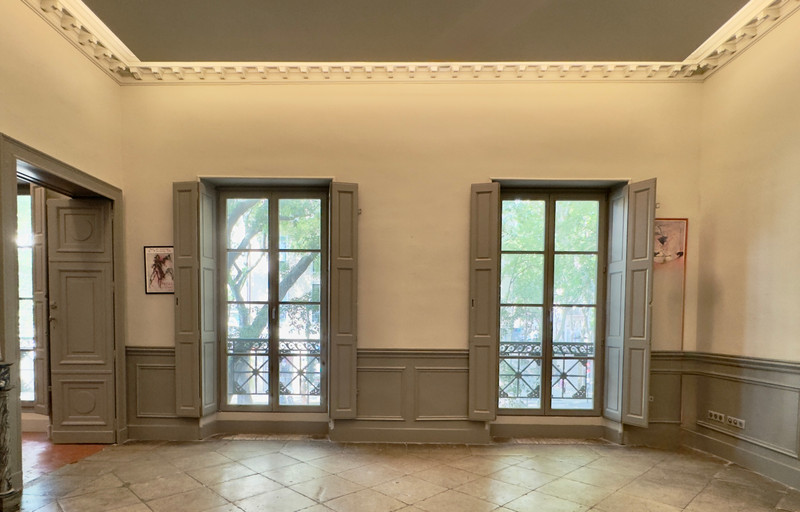 French property for sale in Nîmes, Gard - €450,000 - photo 2