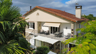 French property for sale in Chef-Boutonne, Deux-Sèvres - €210,000 - photo 9