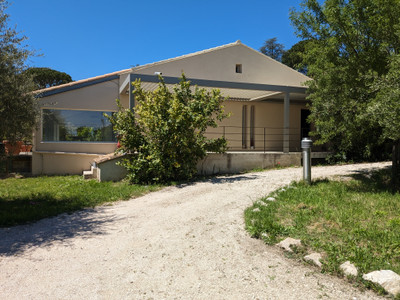 Maison à vendre à Châteauneuf-de-Gadagne, Vaucluse, PACA, avec Leggett Immobilier