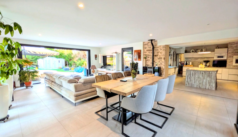 French property for sale in Lubersac, Corrèze - €456,000 - photo 4