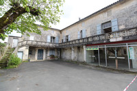 Maison à vendre à La Tour-Blanche-Cercles, Dordogne - 99 000 € - photo 1