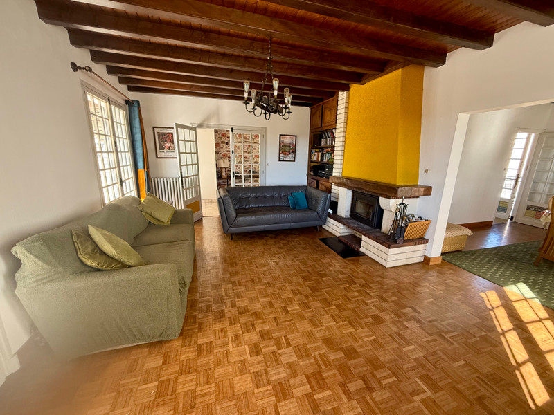 French property for sale in Chalais, Charente - €172,800 - photo 3