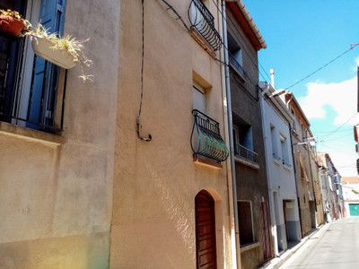 Maison à vendre à Rivesaltes, Pyrénées-Orientales, Languedoc-Roussillon, avec Leggett Immobilier