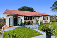 Propriété à vendre à Baignes-Sainte-Radegonde, Charente - 249 500 € - photo n°1