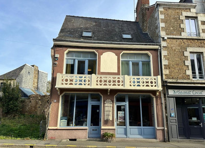 house for sale in Mayenne